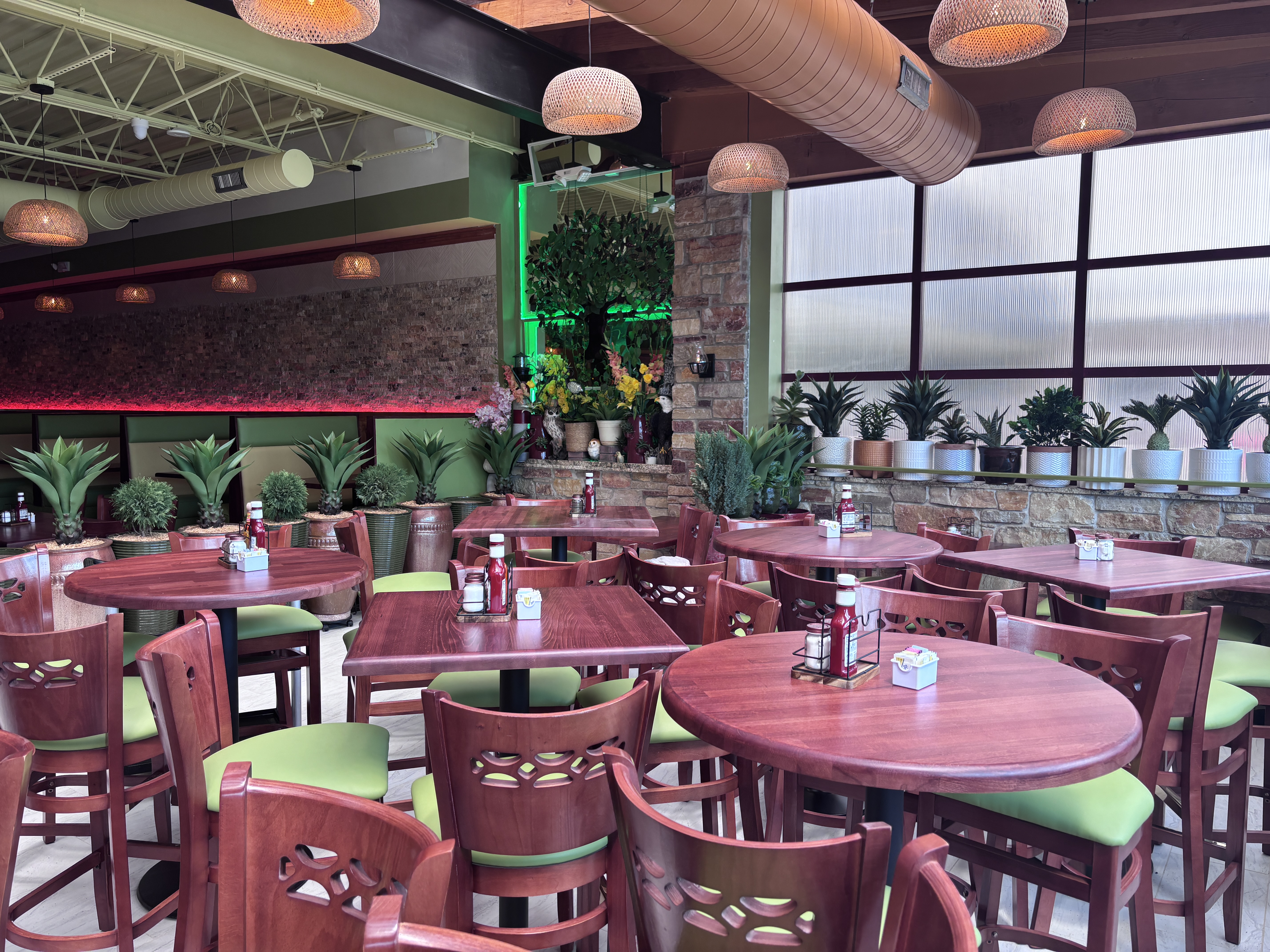 Dining Area 2